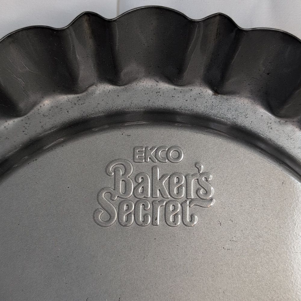 Ekco Baker's Secret Duncan Hines Tiara Desserts Tart Pie Cake Plate - Picture 2 of 4